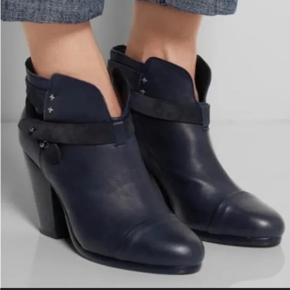 Rag & Bone Harrow Dark Blue Leather Ankle Booties boots sz 38.5 8.5 block heel